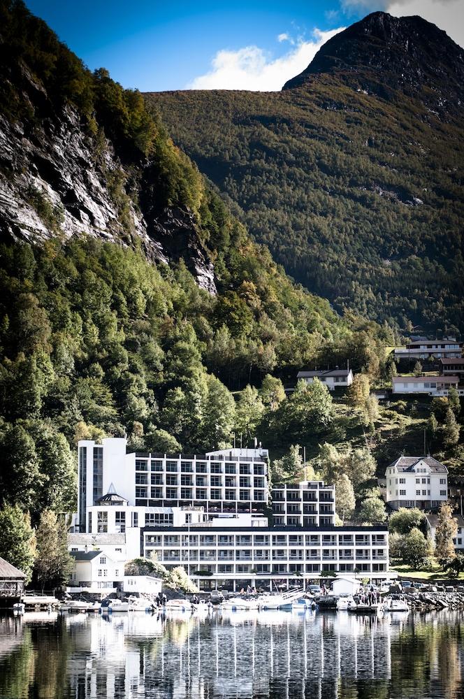 Havila Hotel Geiranger Exterior photo